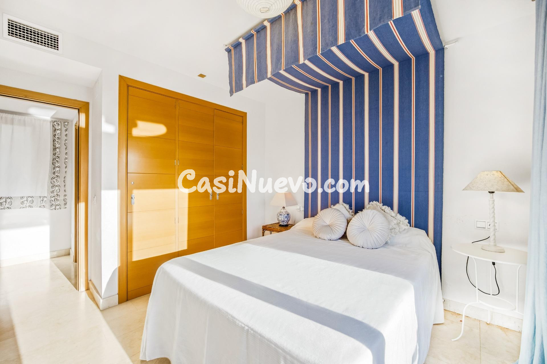 ADOSADO EN URBANIZACION EN EL NOVO SANCTI PETRI - foto 46