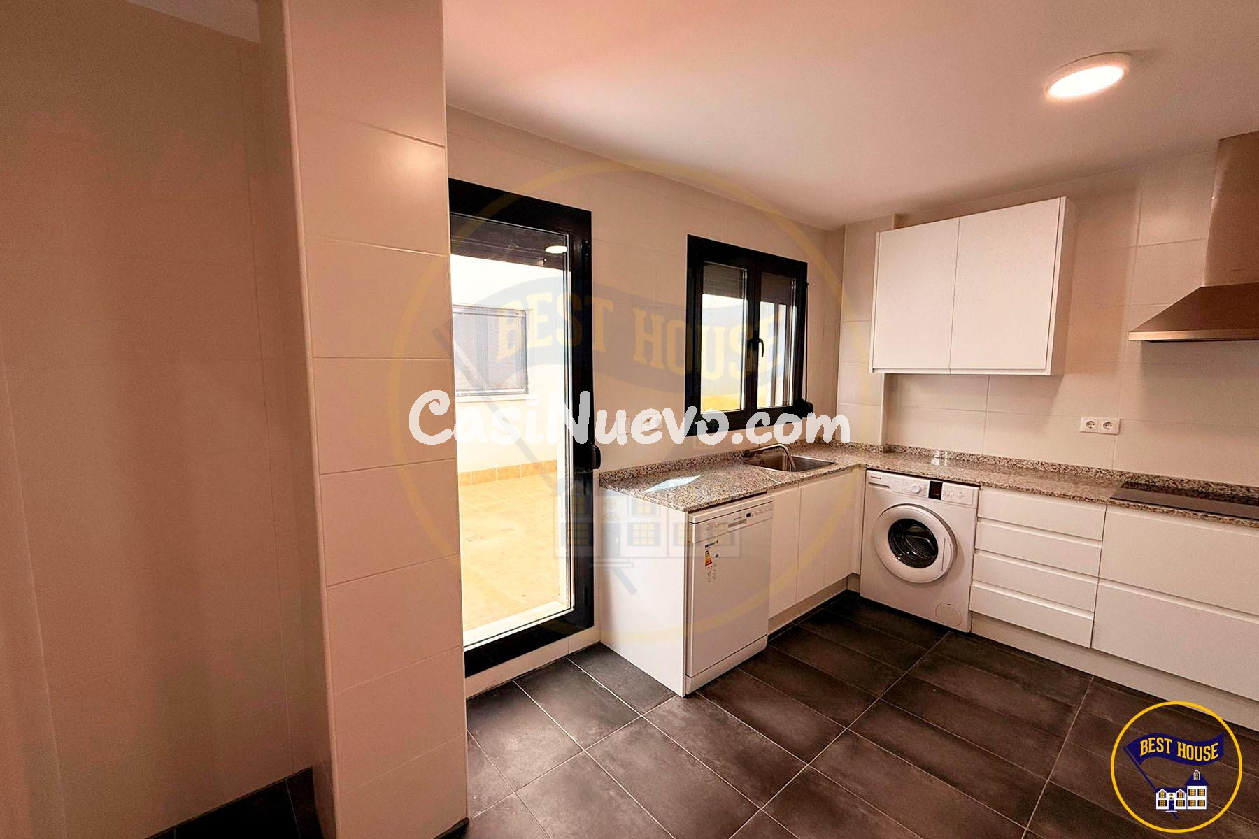 PISO EN ALQUILER EN EL CENTRO DE CUENCA - foto 16