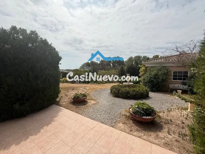 Espectacular Finca de una Planta: Privacidad, Cenador de Obr - foto 36