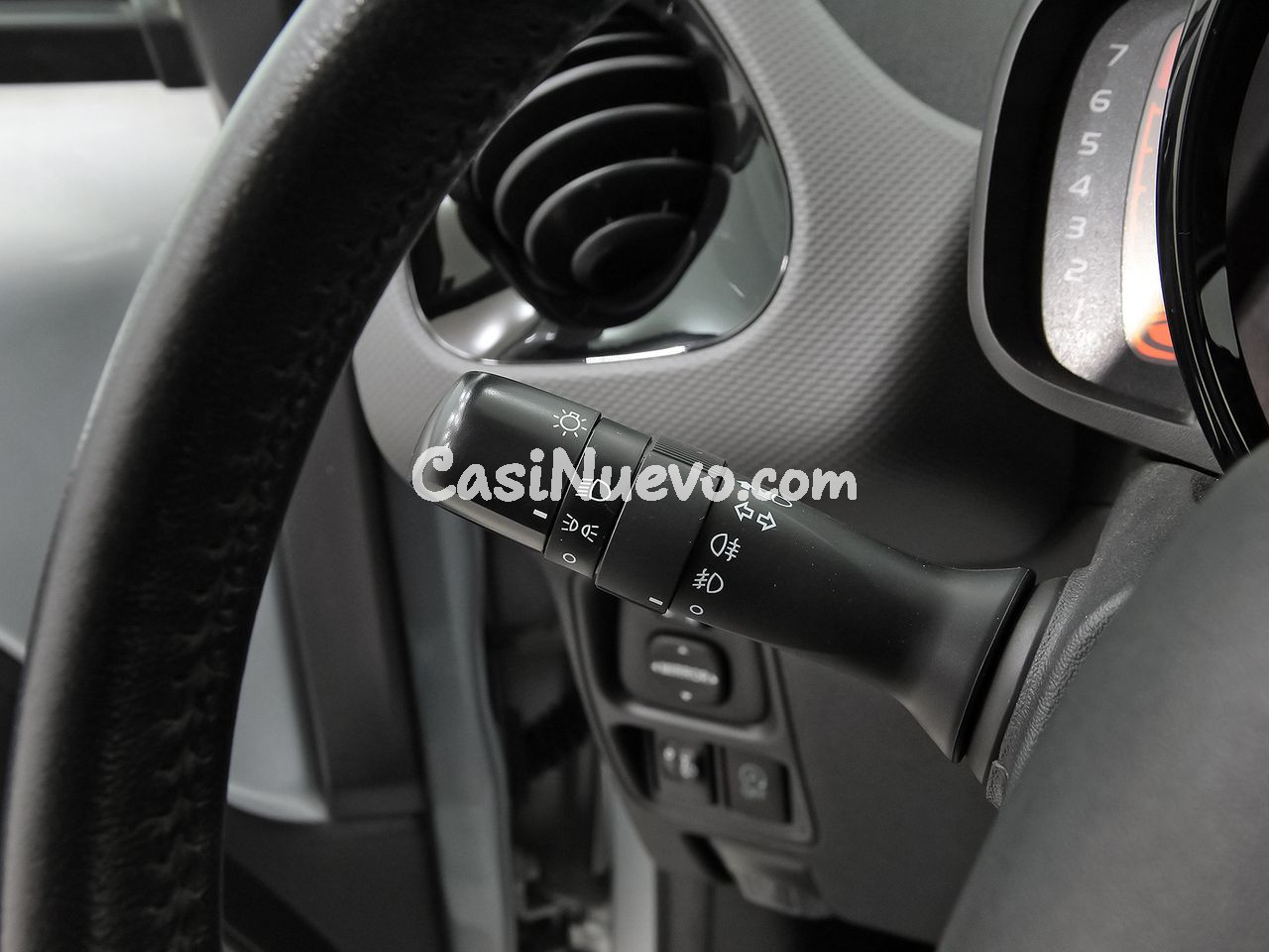 Peugeot 108 Allure VTi 52kW (72CV) - foto 16