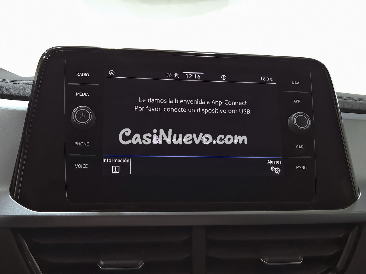 Volkswagen T-Roc Dark 1.0 TSI 81kW (110CV) - foto 24