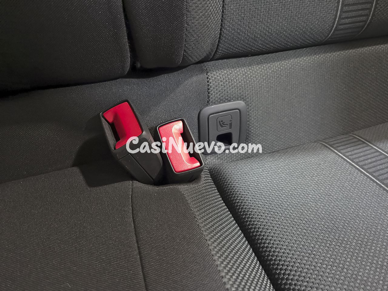 Volkswagen T-Roc Dark 1.0 TSI 81kW (110CV) - foto 33