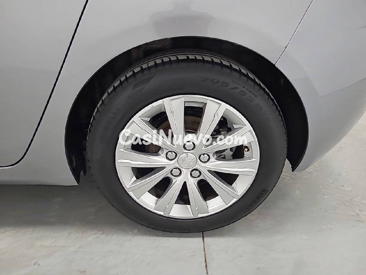 Peugeot 308 5p  1.2 PureTech 96KW (130CV) Style - foto 11