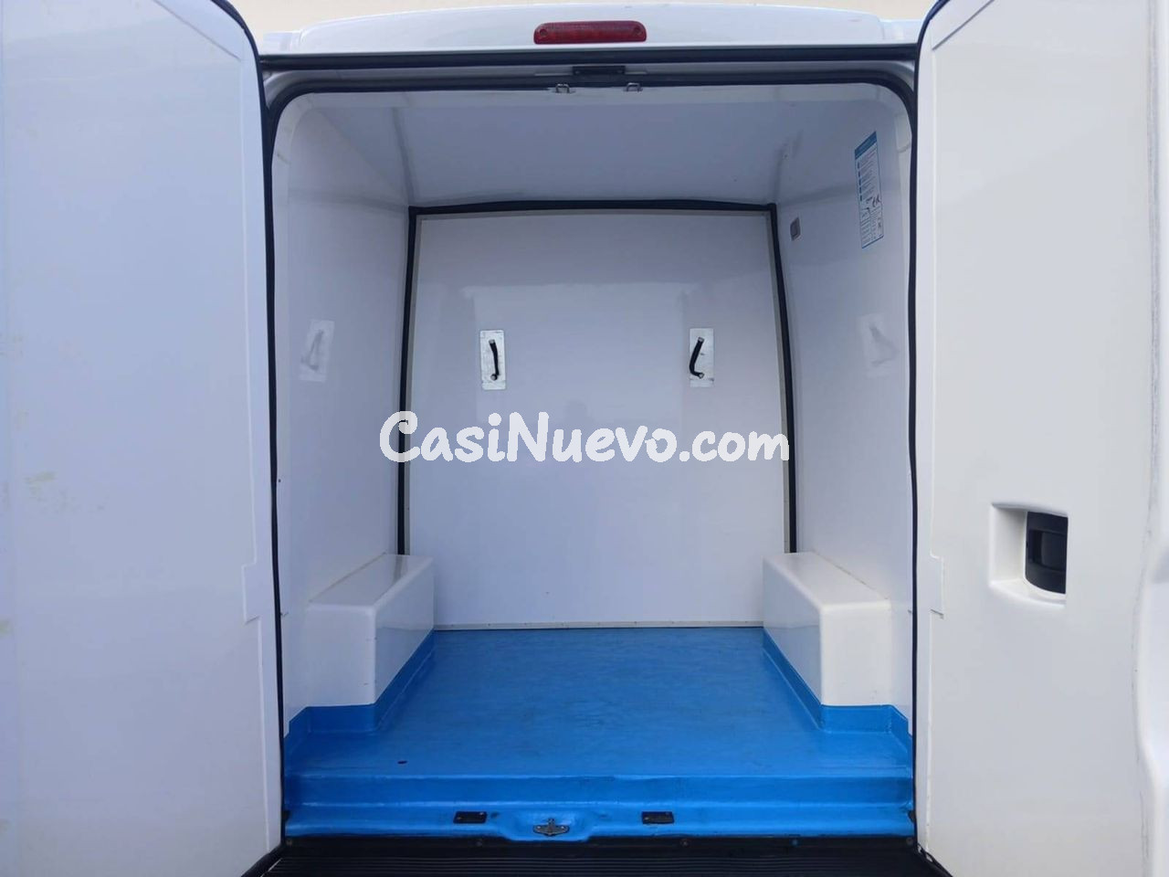 Peugeot Boxer 335 L2 H2 BHDI 103kW (140CV) S&S Pack - foto 6