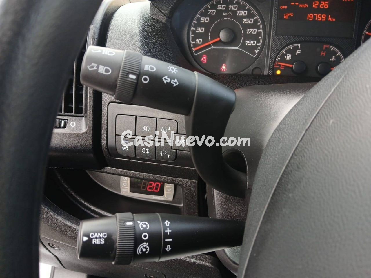 Peugeot Boxer 335 L2 H2 BHDI 103kW (140CV) S&S Pack - foto 21