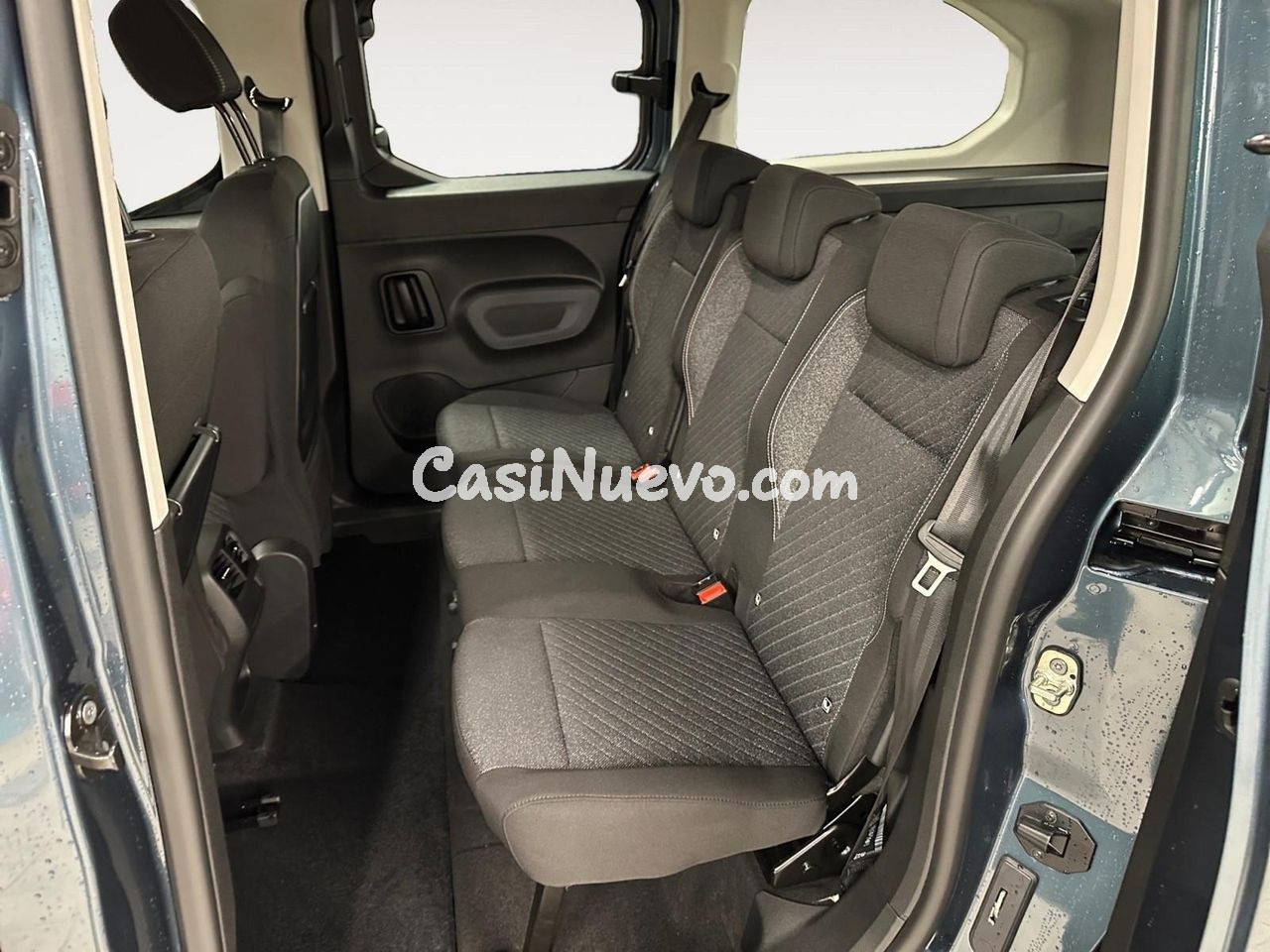 Peugeot Rifter LONG N 1.5 BLUEHDI 100 ALLURE 7PL GPS LL16 RA - foto 10