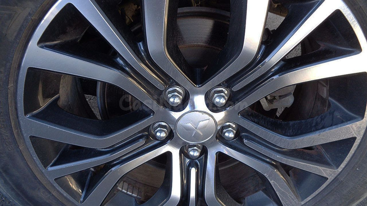 Mitsubishi Outlander 220 DID MOTION 2WD - foto 5