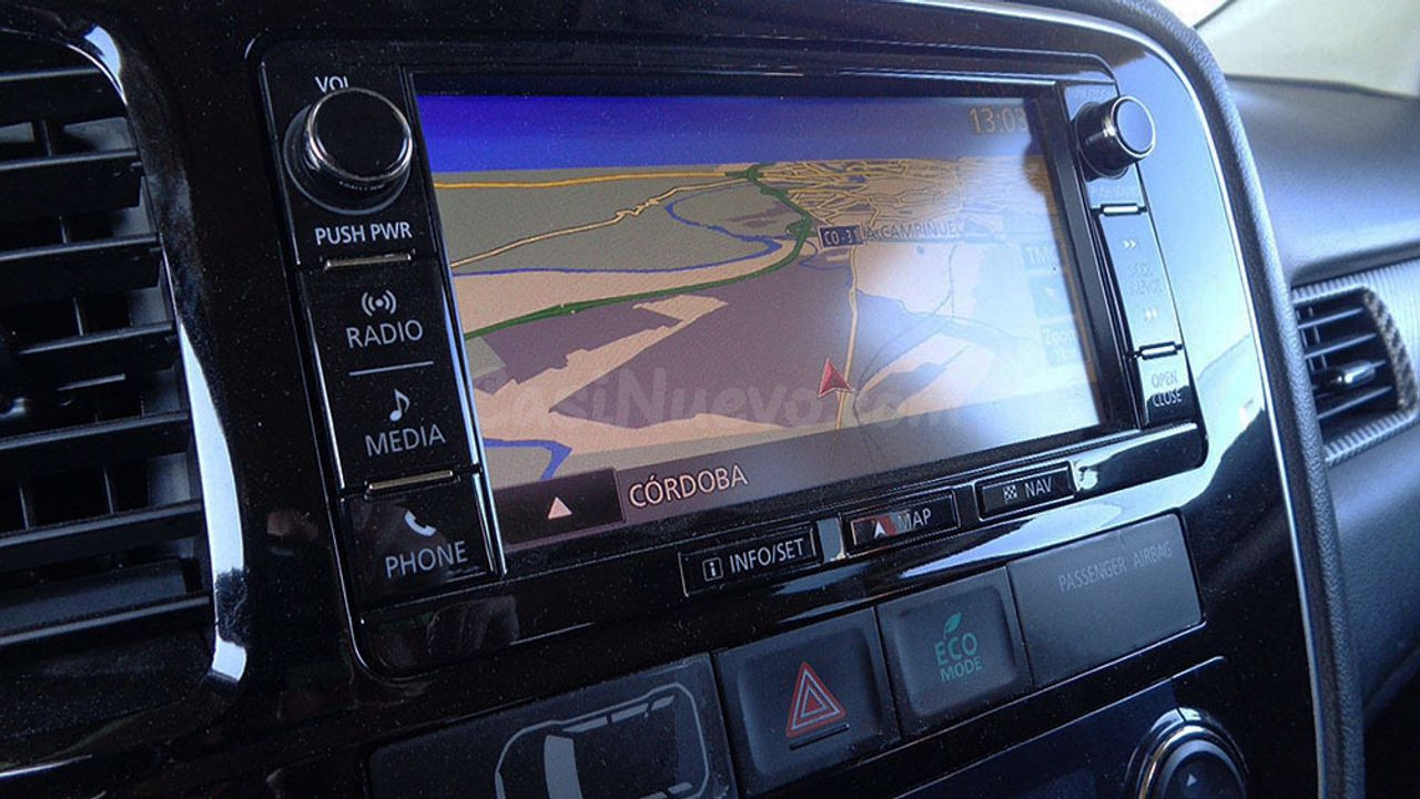 Mitsubishi Outlander 220 DID MOTION 2WD - foto 10