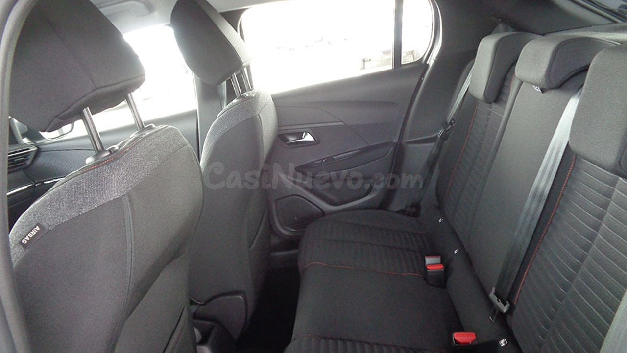 Peugeot 208 1.2 PURETECH ACTIVE PACK - foto 5