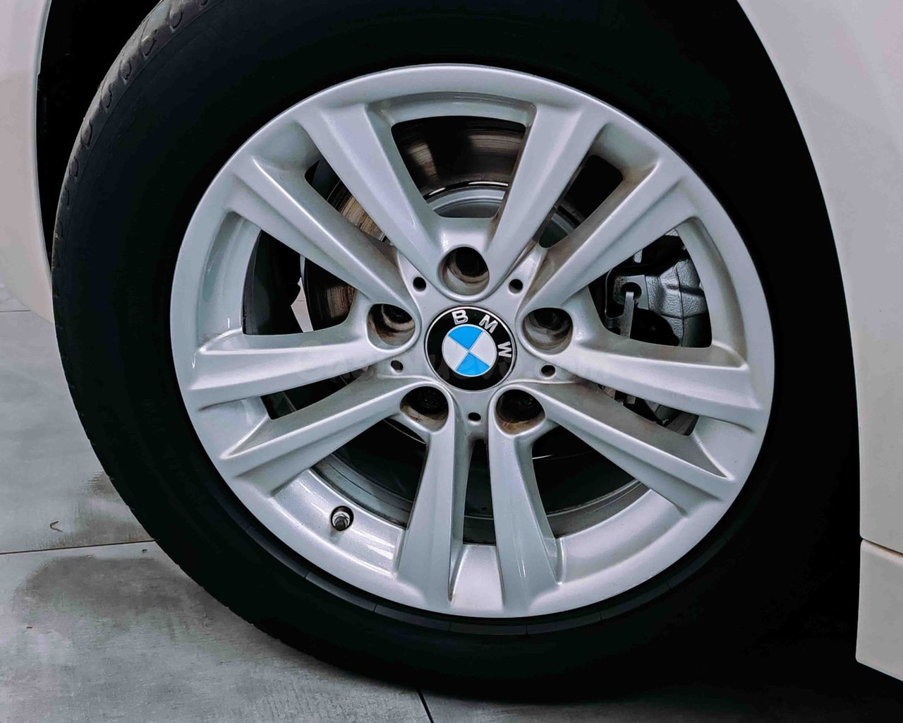 BMW Serie 3 318d 150CV - foto 12