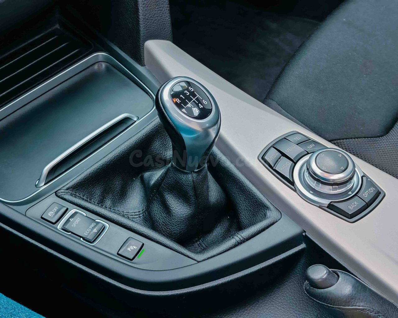 BMW Serie 3 318d 150CV - foto 17