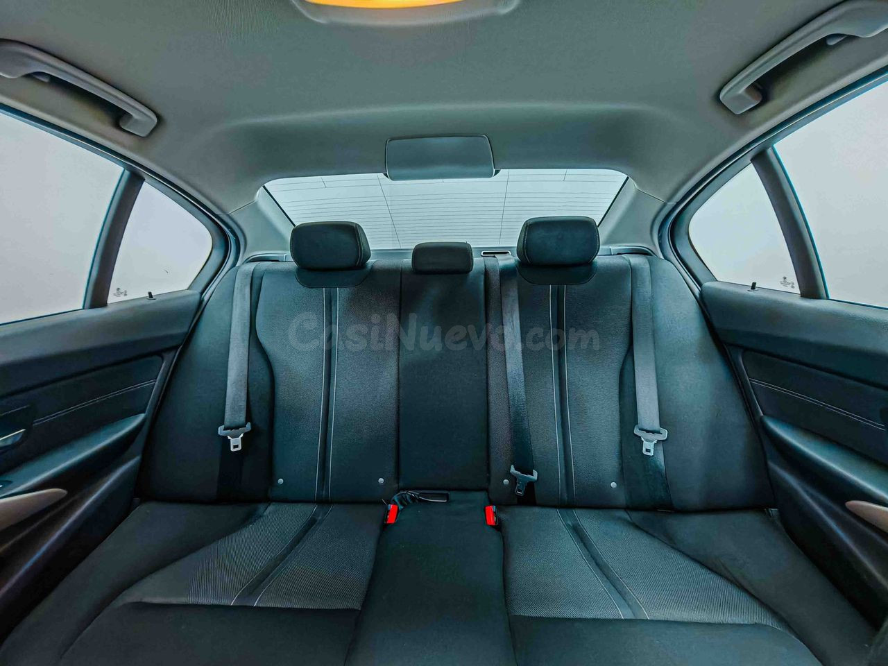 BMW Serie 3 318d 150CV - foto 18