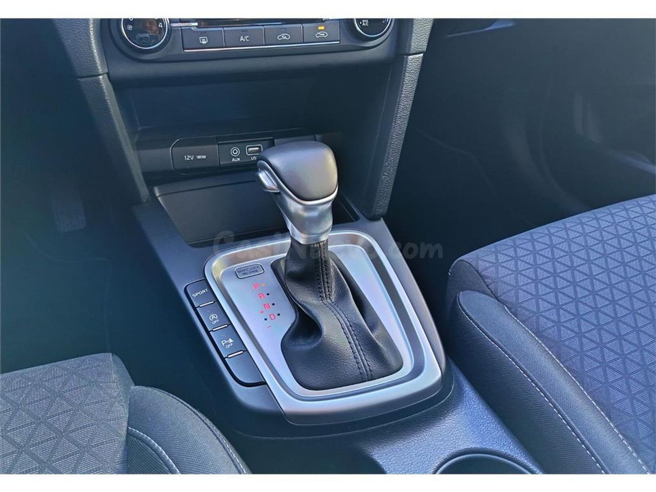 Kia Ceed 1.6 CRDi 100kW (136CV) DCT Business - foto 14