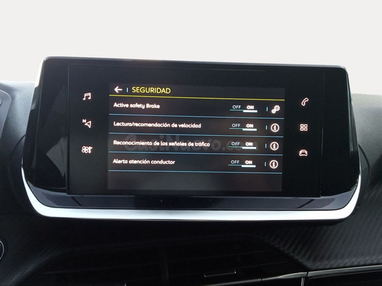 Peugeot 2008 Eléctrico Allure Pack 100 kW (136 CV) - foto 21