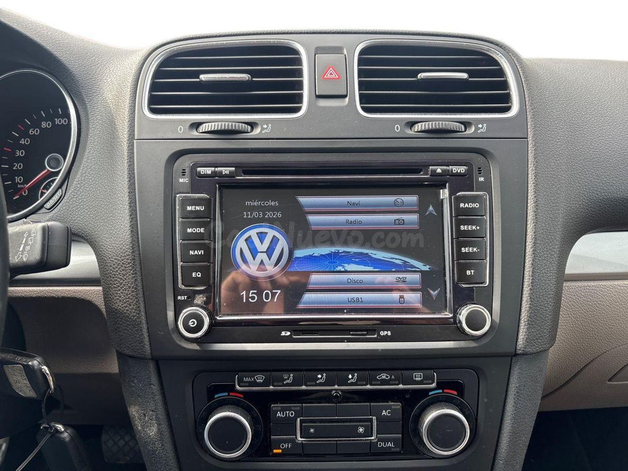 Volkswagen Golf 1.6 TDI 105 DSG Advance BMotion Tech - foto 14