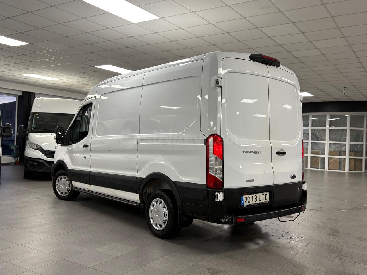 Ford Transit 350 96kW L2H2 Van Ambiente FWD - foto 7