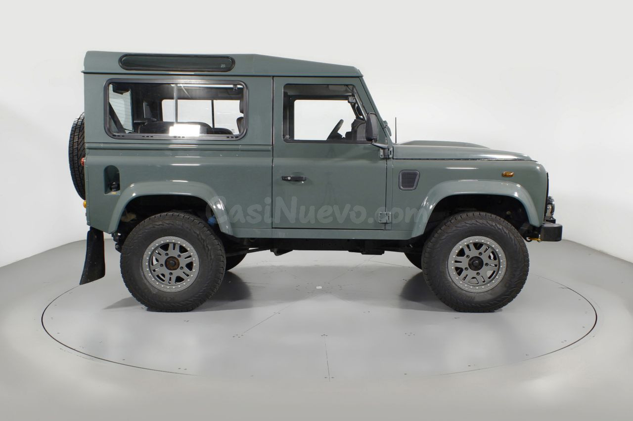Land-Rover Defender 90 SW E 3P - foto 3