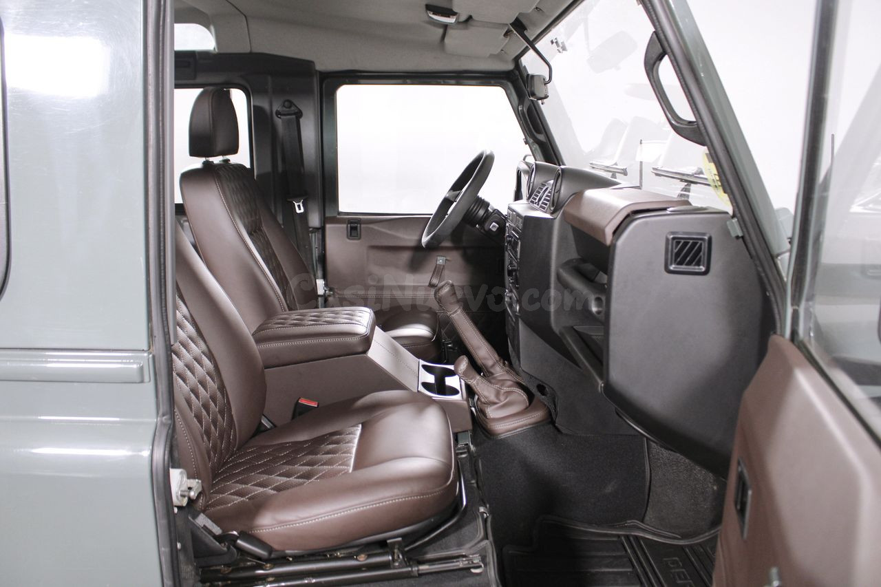 Land-Rover Defender 90 SW E 3P - foto 5