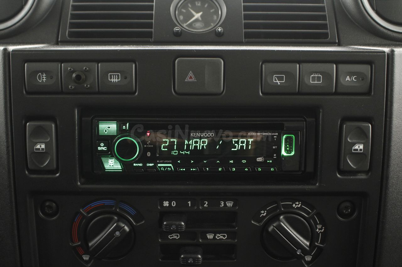 Land-Rover Defender 90 SW E 3P - foto 11