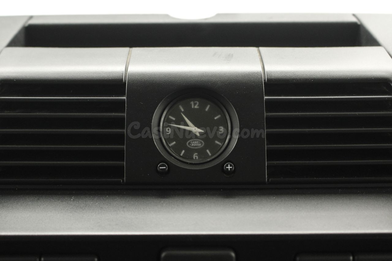 Land-Rover Defender 90 SW E 3P - foto 32