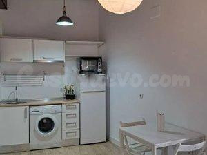 Centro Feria. Coqueto y bonito ESTUDIA amueblado se alquila. - foto 5