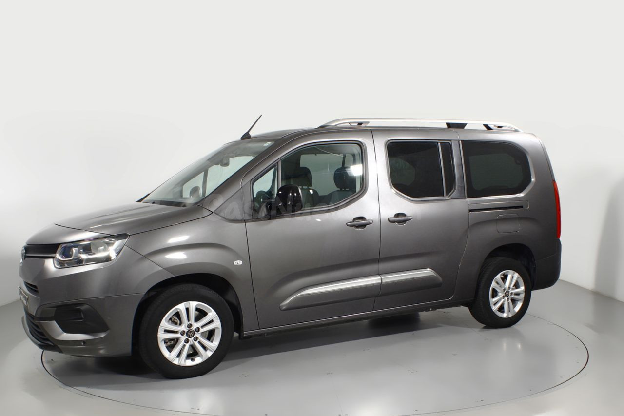 Toyota Proace City 1.2 96KW FAMILY ACTIVE LWB AUTO 7STR 5P 7 - foto 19