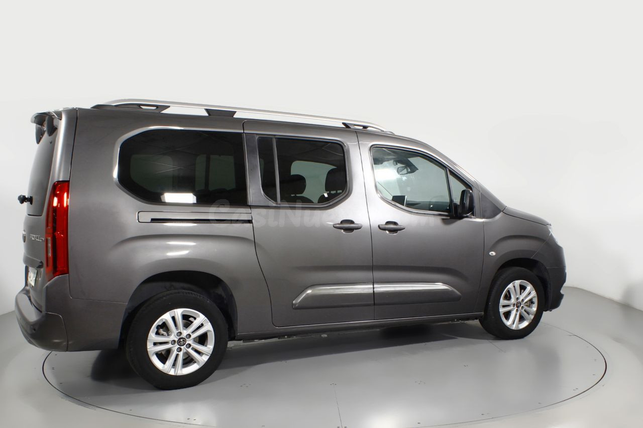 Toyota Proace City 1.2 96KW FAMILY ACTIVE LWB AUTO 7STR 5P 7 - foto 23