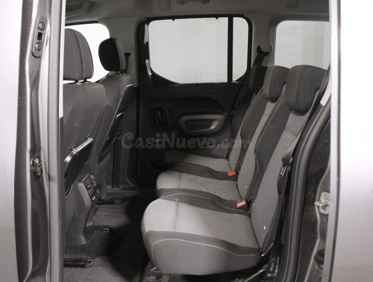 Toyota Proace City 1.2 96KW FAMILY ACTIVE LWB AUTO 7STR 5P 7 - foto 25