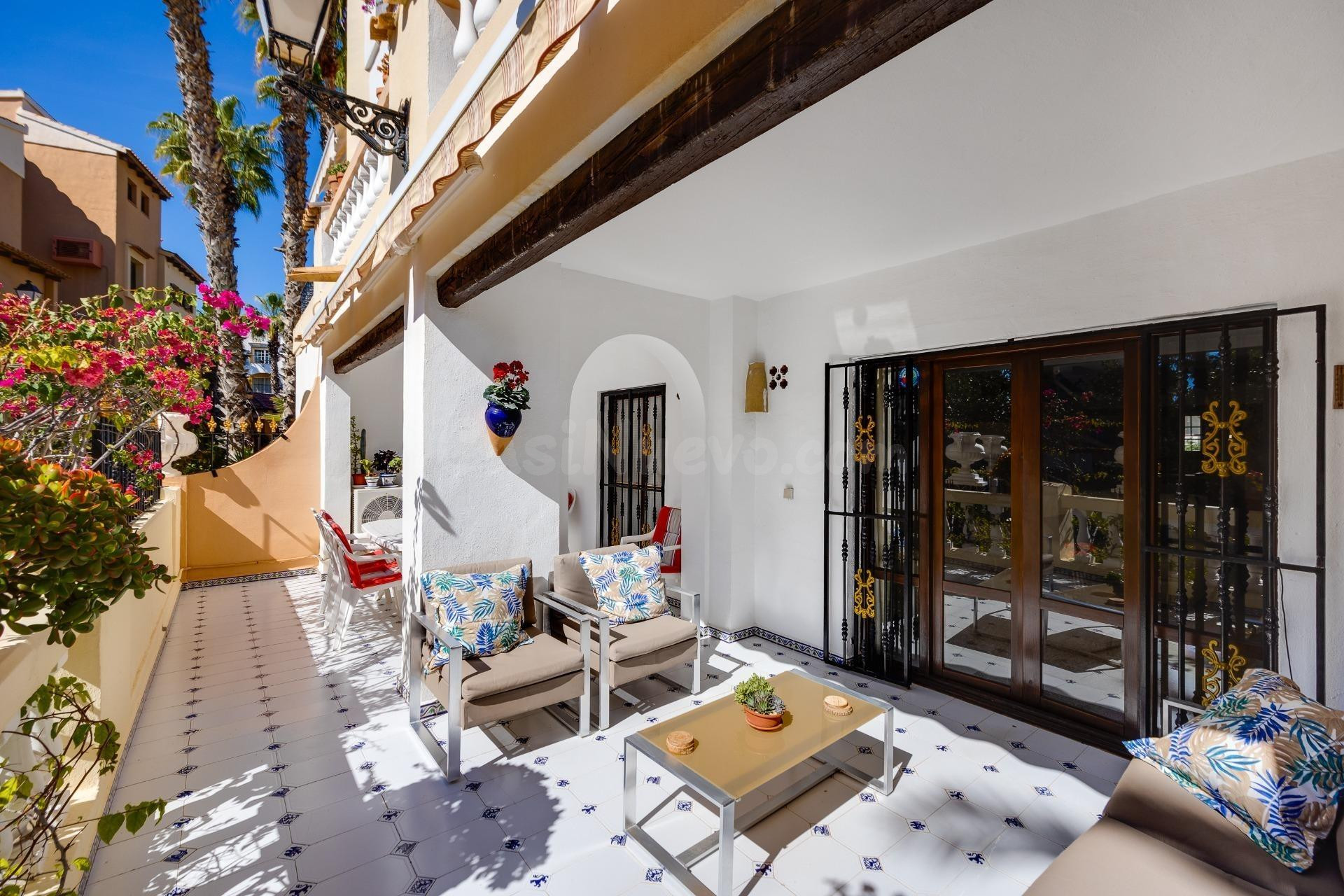 Maravilloso piso bajo (aprox. 72 m2) con gran terraza en la  - foto 9