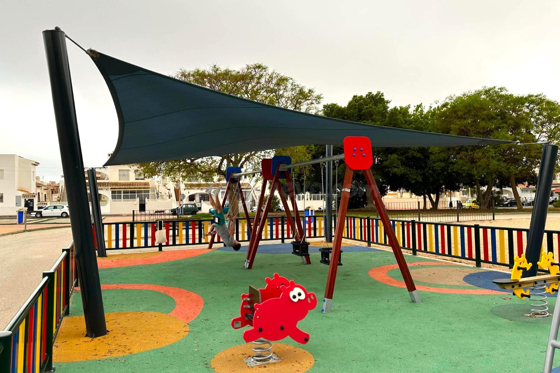 Maravilloso piso bajo (aprox. 72 m2) con gran terraza en la  - foto 48