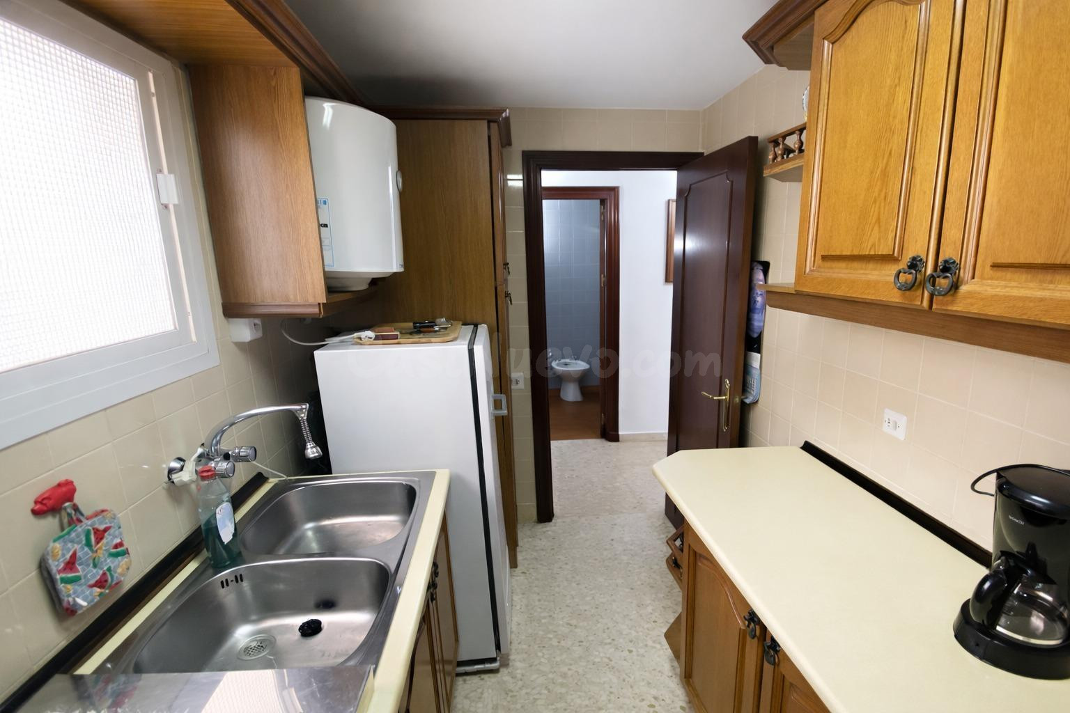 Amplio piso de 3 dormitorios con balcón en plena Calle Real  - foto 13