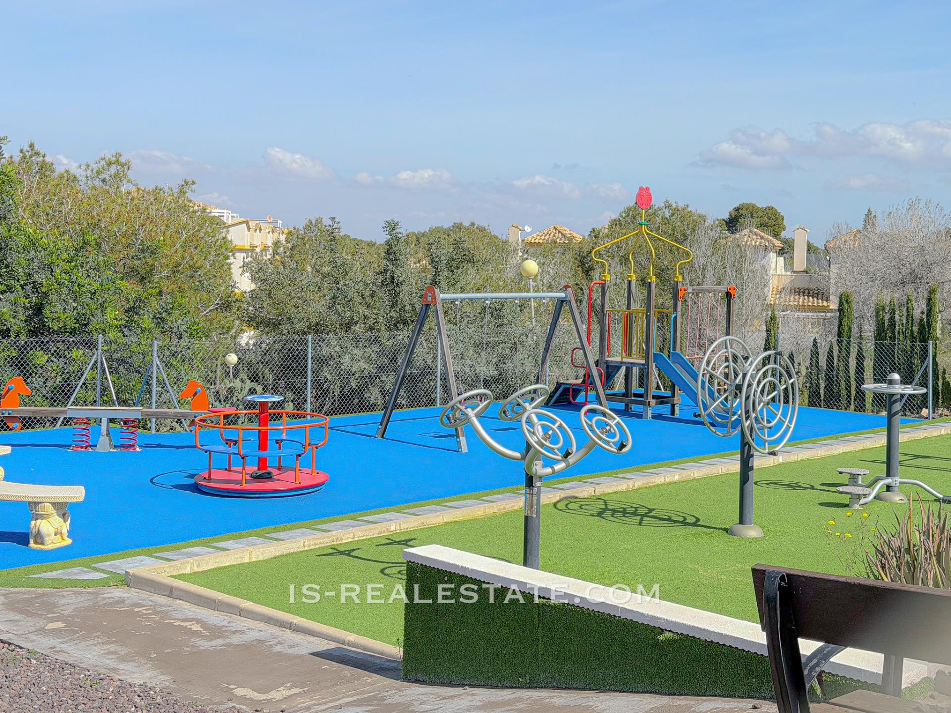 Dream Hills! Encantador Bungalow listo para entrar a vivir e - foto 34