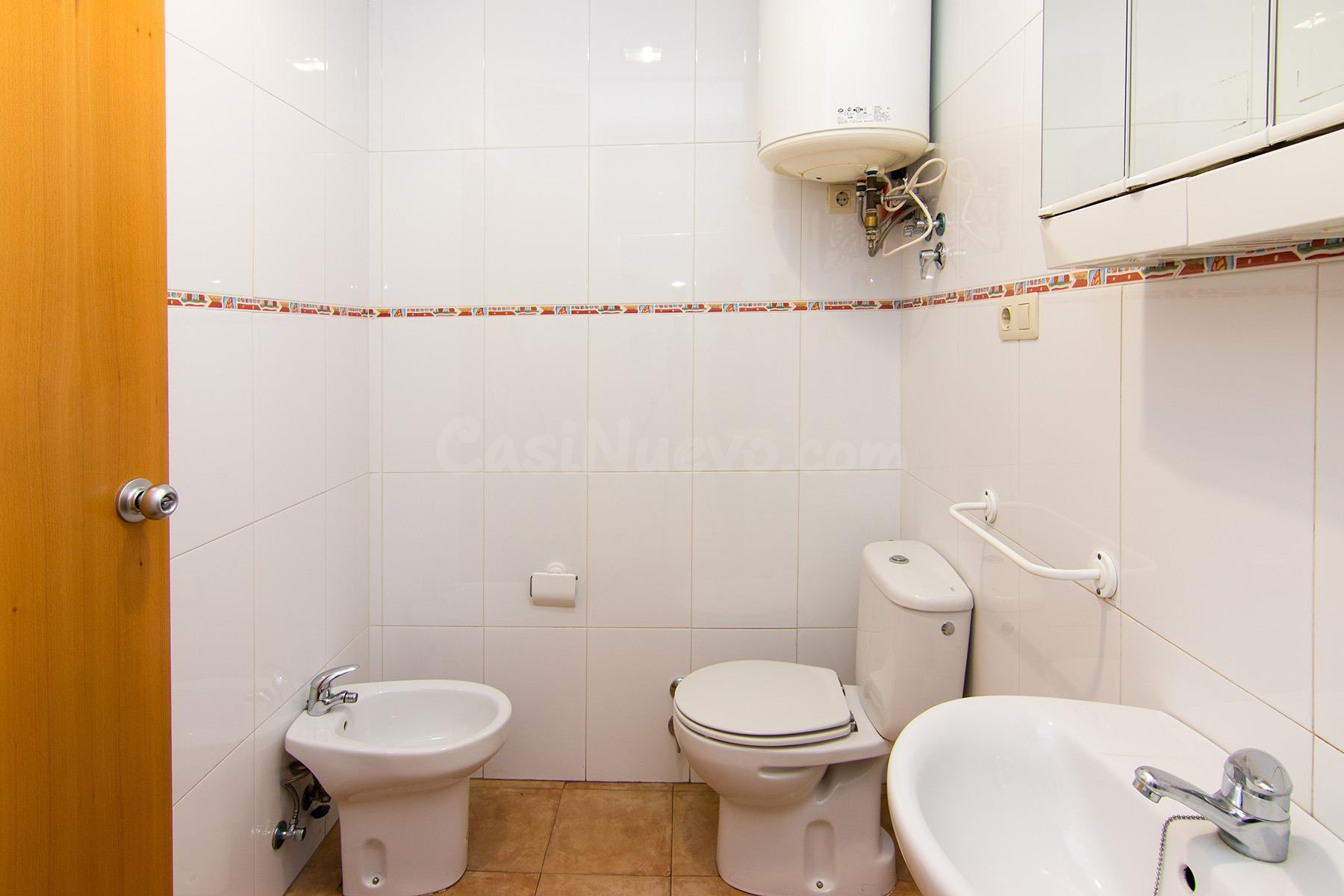 Edificio de 11 apartamento y un local. En Venta en el centro - foto 11