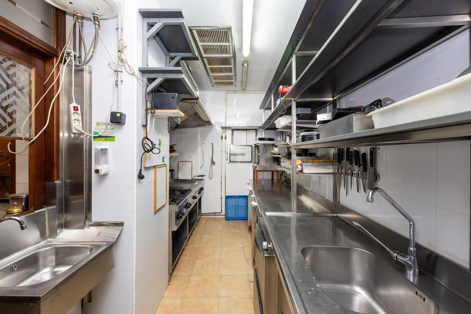 Edificio de 11 apartamento y un local. En Venta en el centro - foto 35