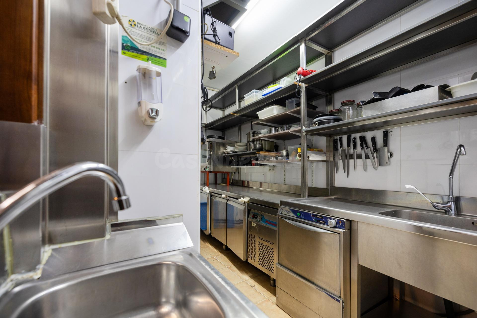 Edificio de 11 apartamento y un local. En Venta en el centro - foto 37