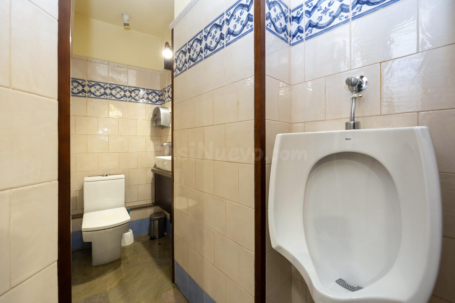 Edificio de 11 apartamento y un local. En Venta en el centro - foto 43