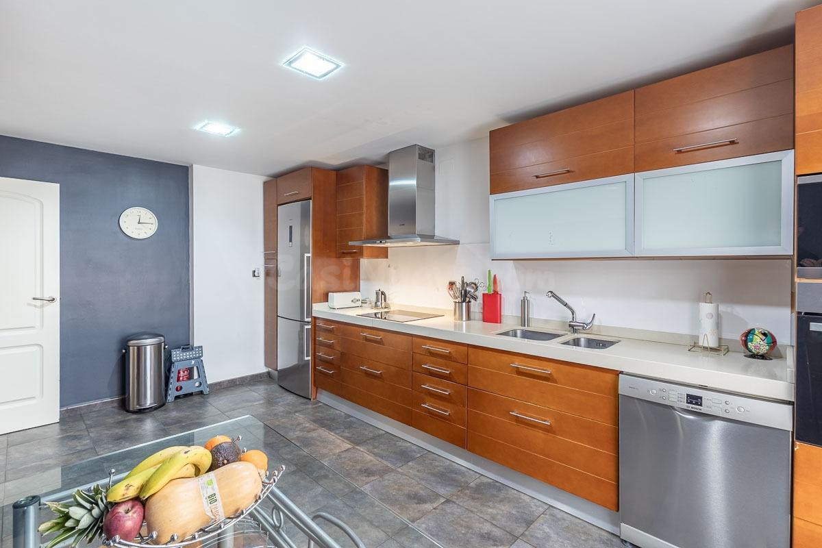 GRAN CASA CON PARCELA EN ALHENDIN - foto 8