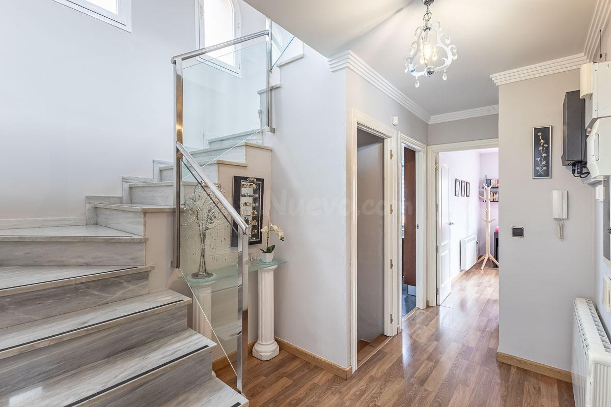 GRAN CASA CON PARCELA EN ALHENDIN - foto 9