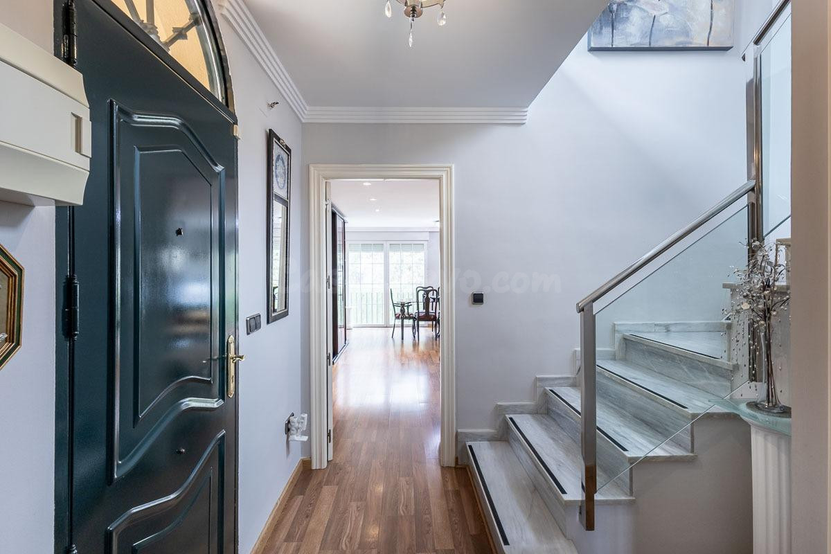 GRAN CASA CON PARCELA EN ALHENDIN - foto 10