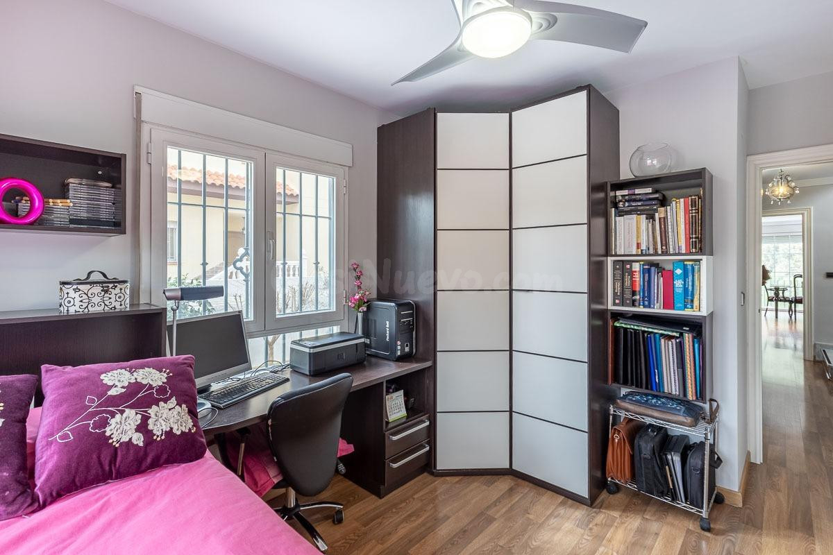 GRAN CASA CON PARCELA EN ALHENDIN - foto 17