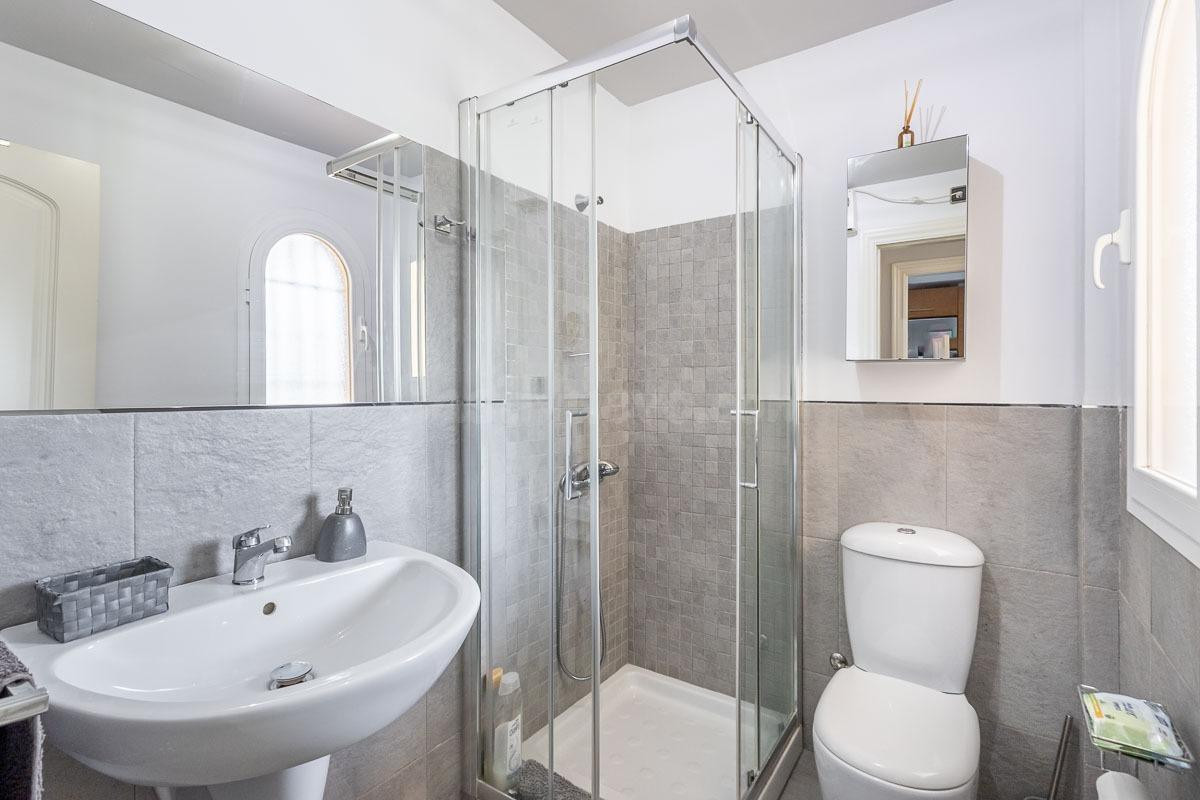 GRAN CASA CON PARCELA EN ALHENDIN - foto 22