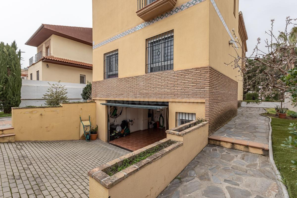 GRAN CASA CON PARCELA EN ALHENDIN - foto 45