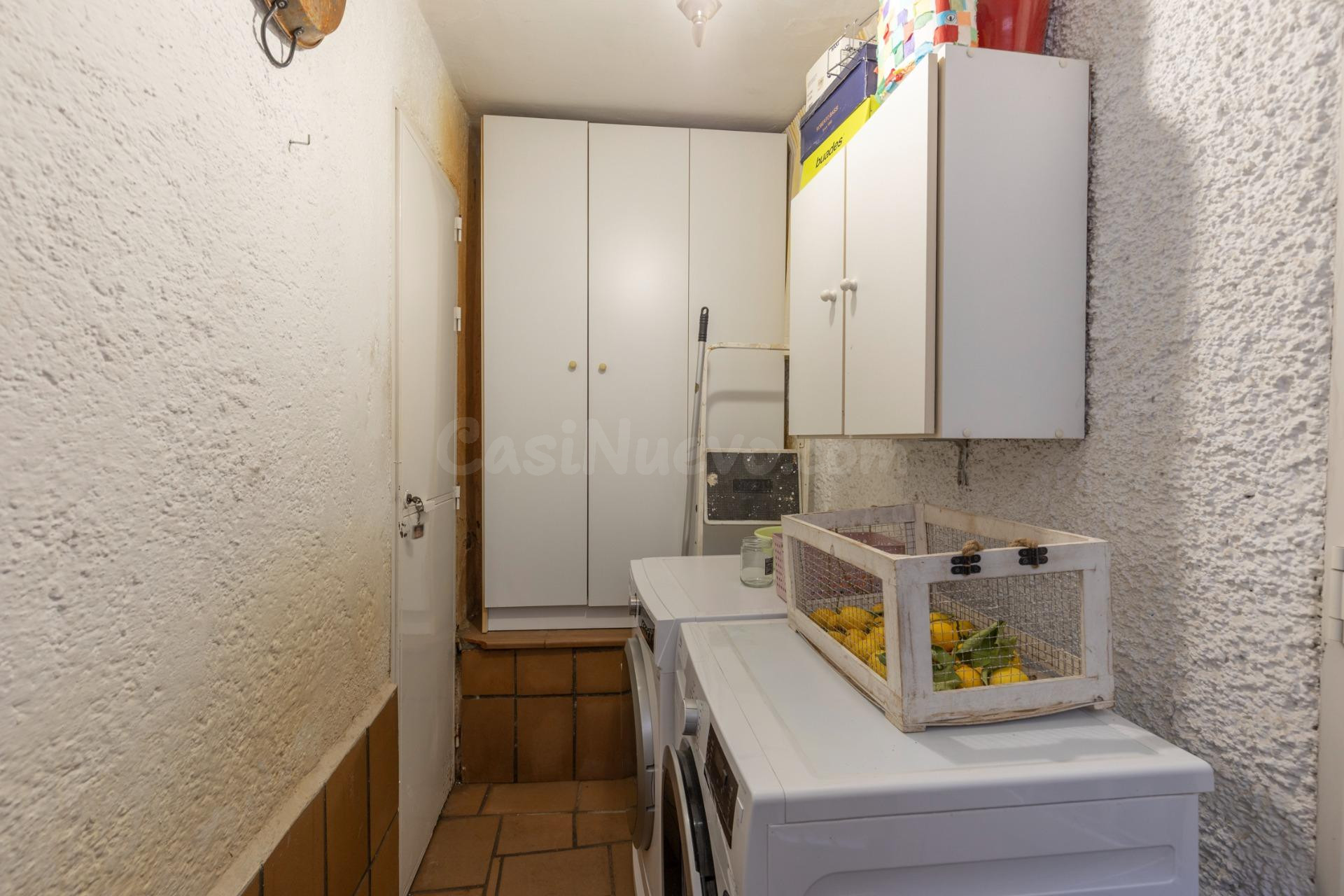 Gran vivienda con parcela de casi 900 m2 en Urbanización Los - foto 25