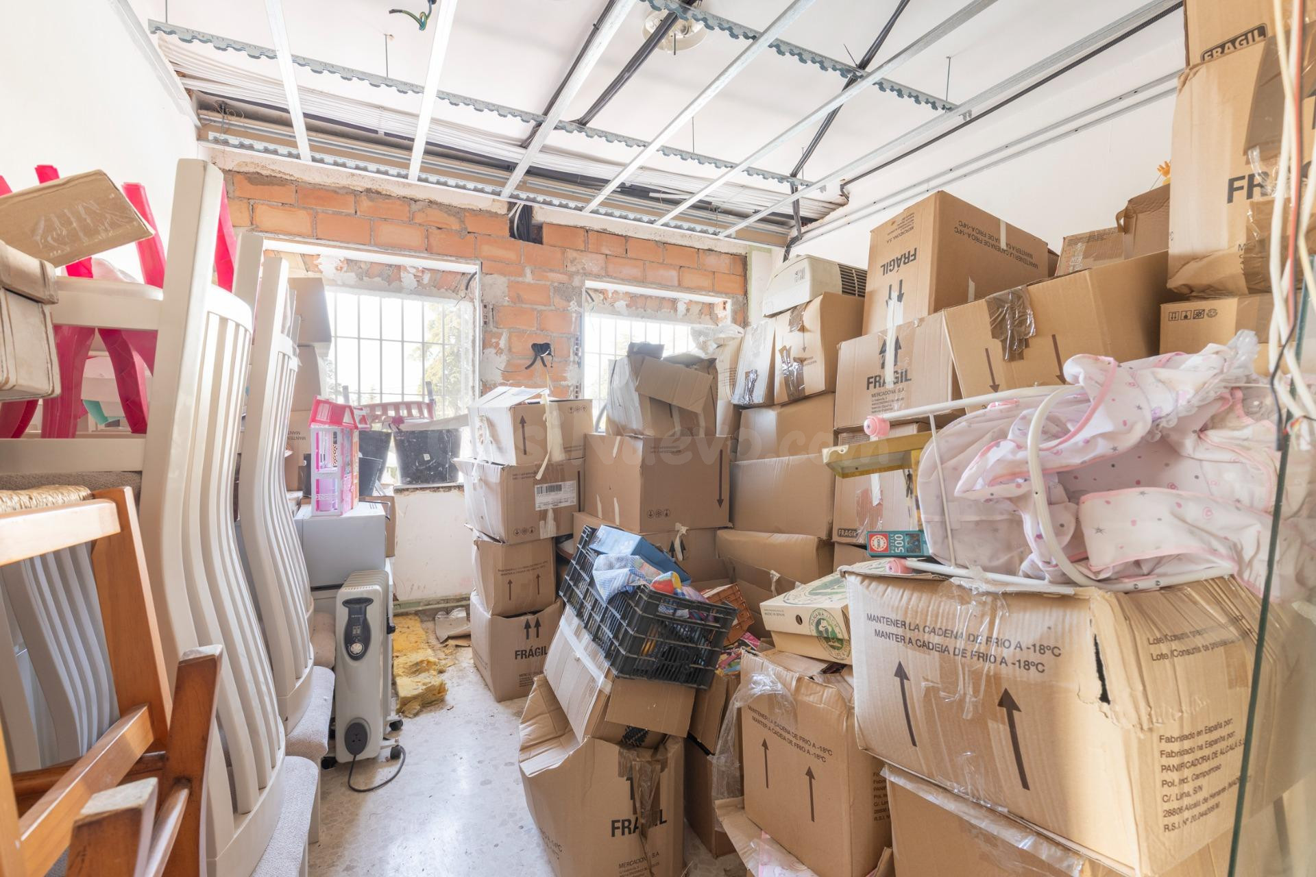 Gran vivienda con parcela de casi 900 m2 en Urbanización Los - foto 46