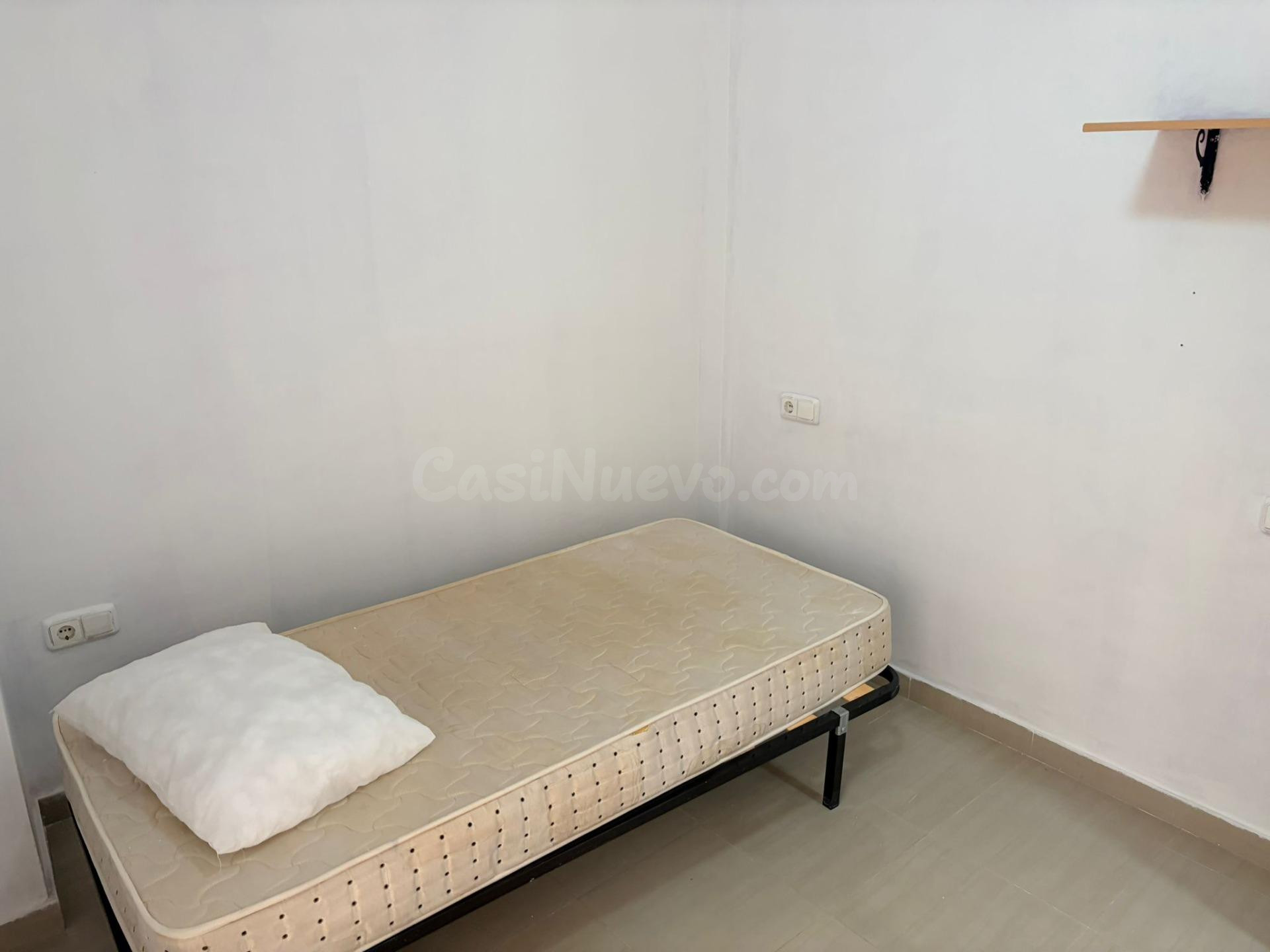 piso de 2 dormitorios y gran patio en zona de la ermita - foto 10