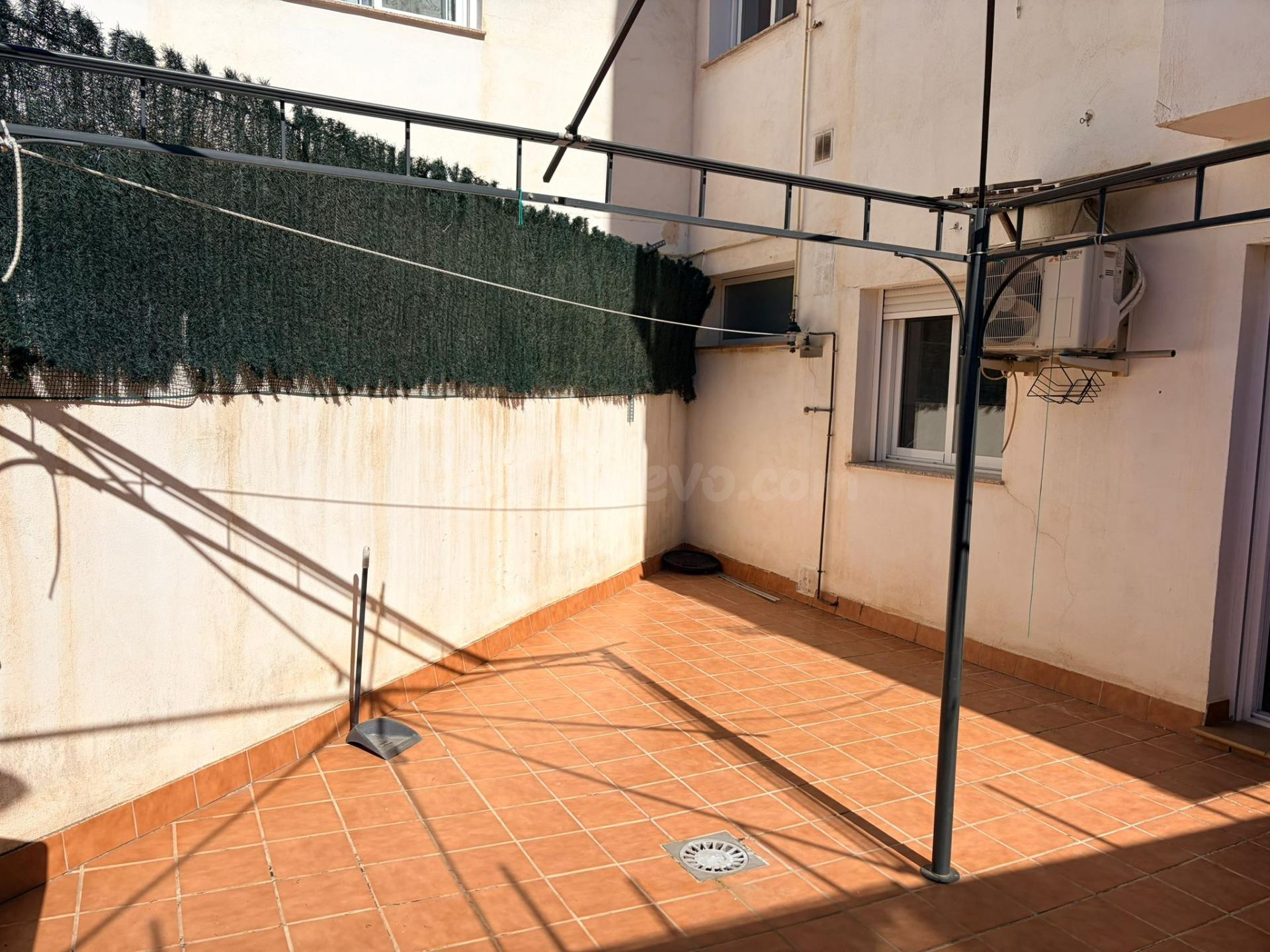 piso de 2 dormitorios y gran patio en zona de la ermita - foto 14