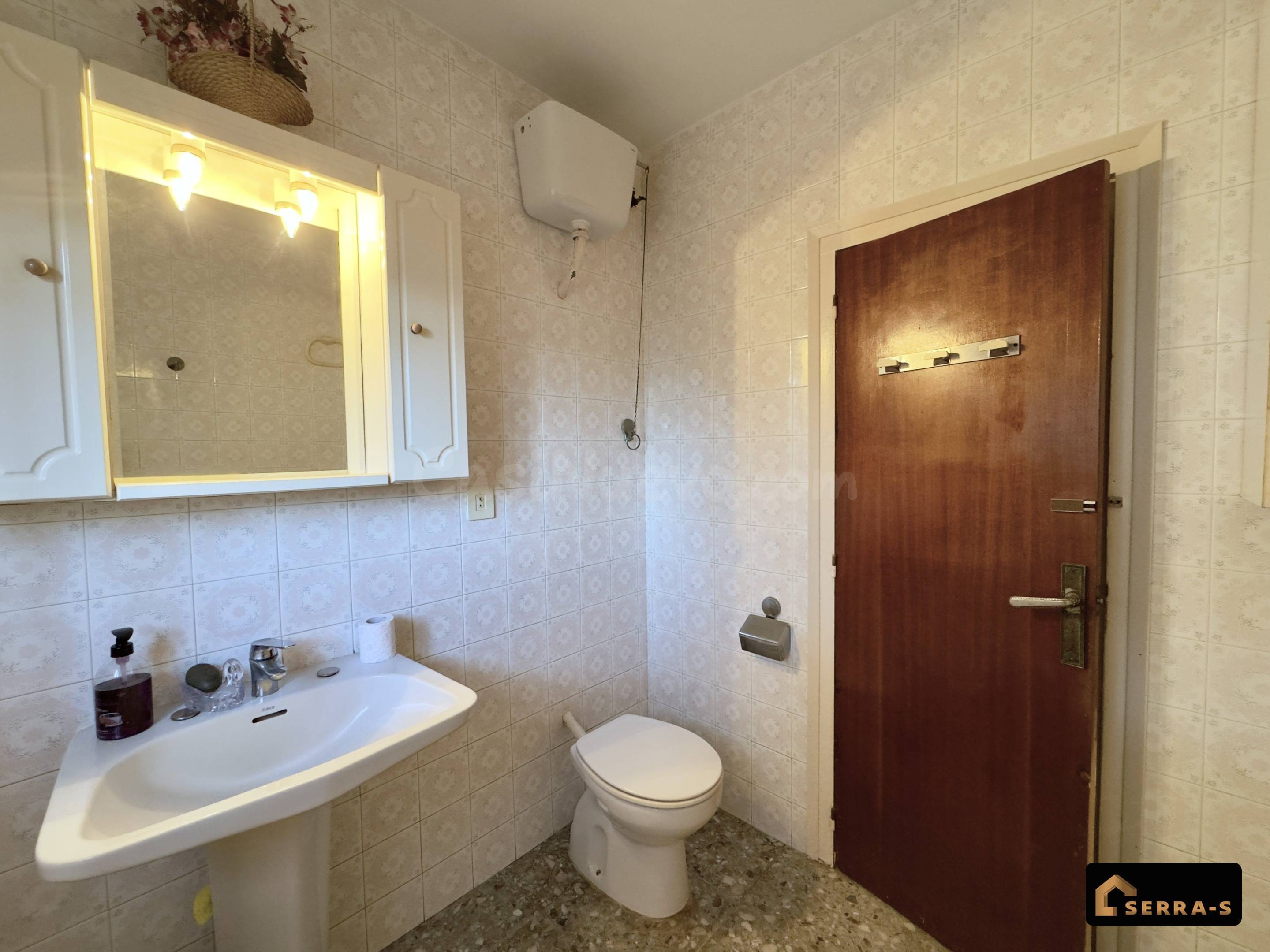 CASA DE PUEBLO CON GRAN POTENCIAL A POCOS PASOS DEL MAR EN Z - foto 10