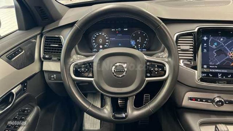 Volvo XC 90 - foto 15