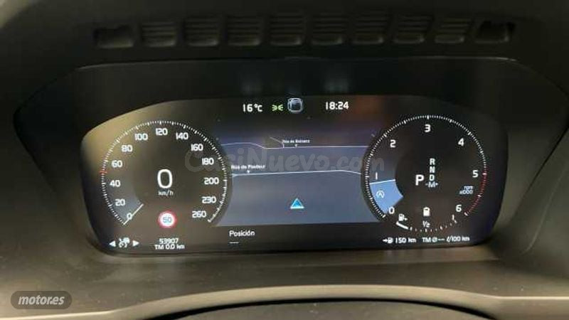 Volvo XC 90 - foto 21