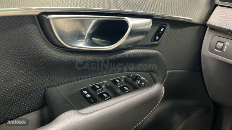 Volvo XC 90 - foto 26